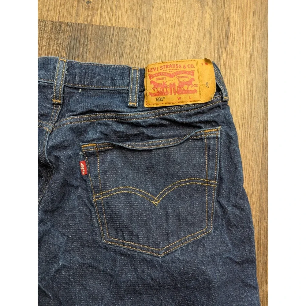 Levis 501 Cut Off Shorts Mens 40 Blue Dark Wash 100 Cotton Y2K Casual Summer - Picture 6 of 13